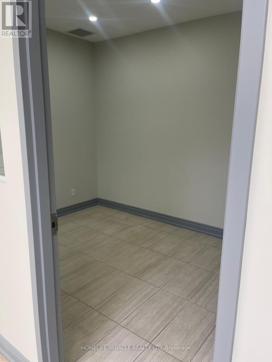 7195 Tranmere Drive, Mississauga, ON