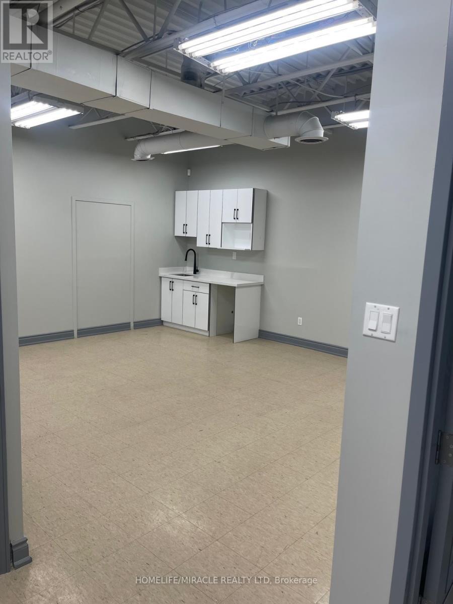 7195 Tranmere Drive, Mississauga, ON