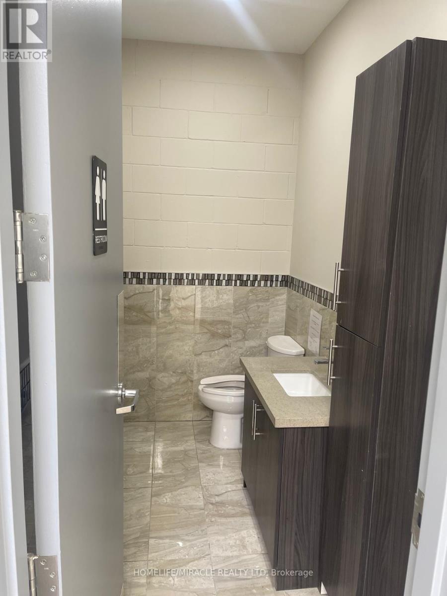 7195 Tranmere Drive, Mississauga, ON