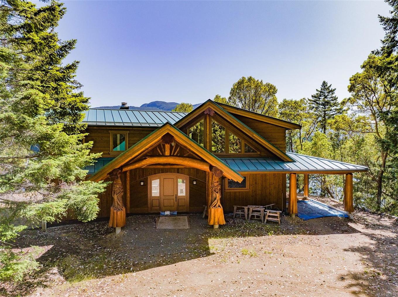 1100 Keith Rd, Qualicum Beach, BC