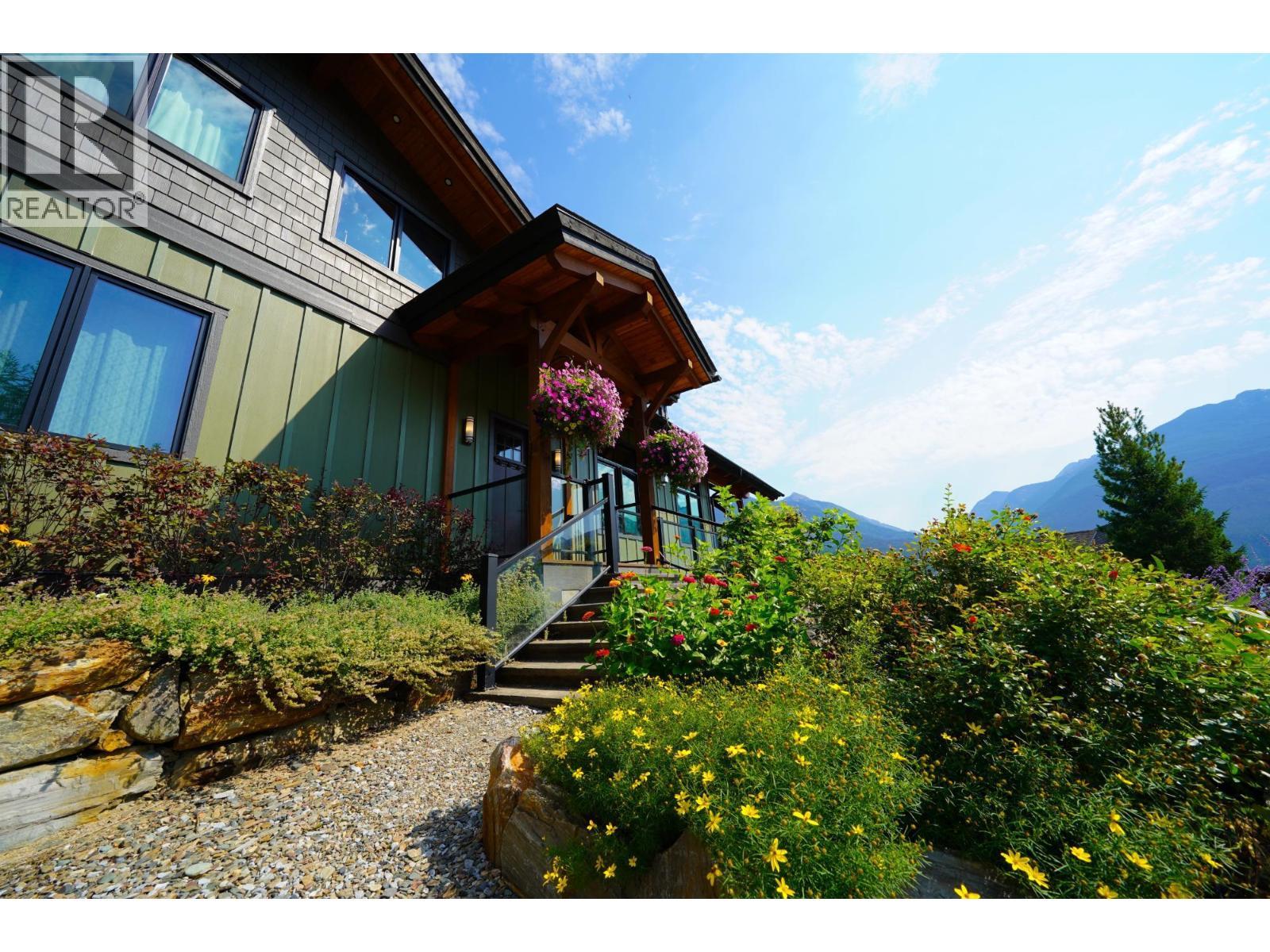 26 Birchgrove Bend, Kaslo, BC - Outdoor
