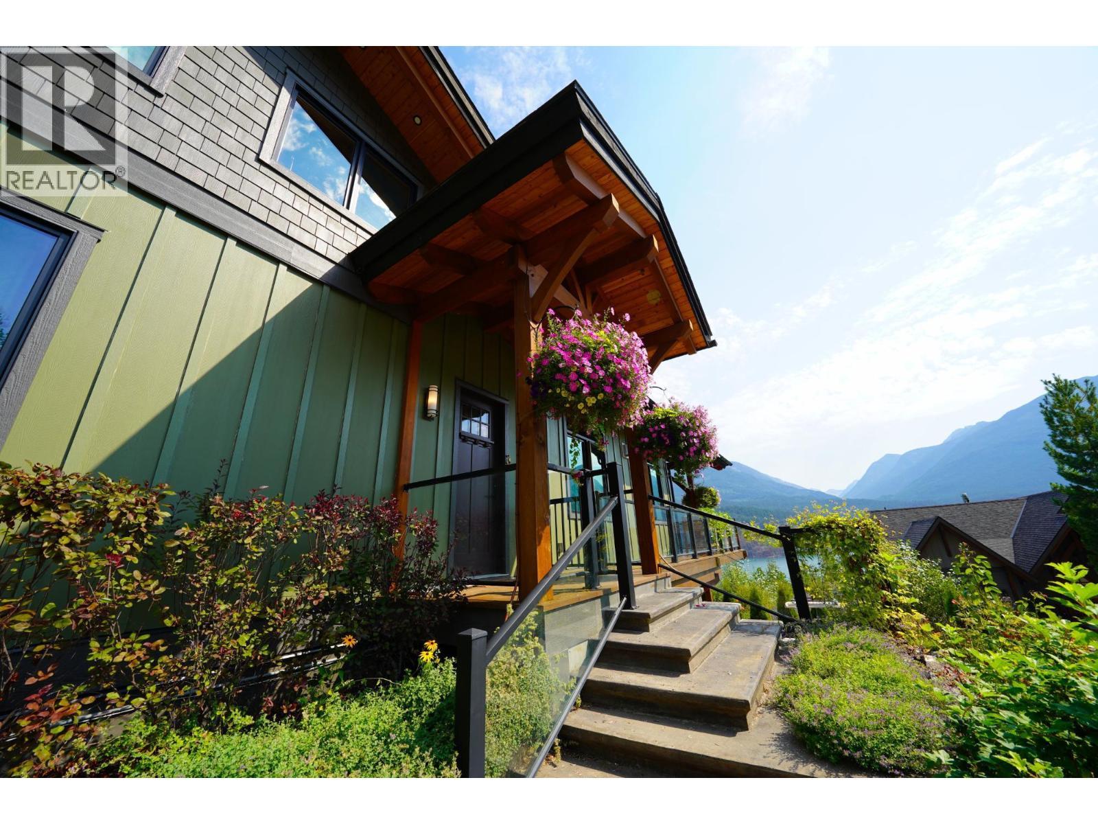 26 Birchgrove Bend, Kaslo, BC - Outdoor