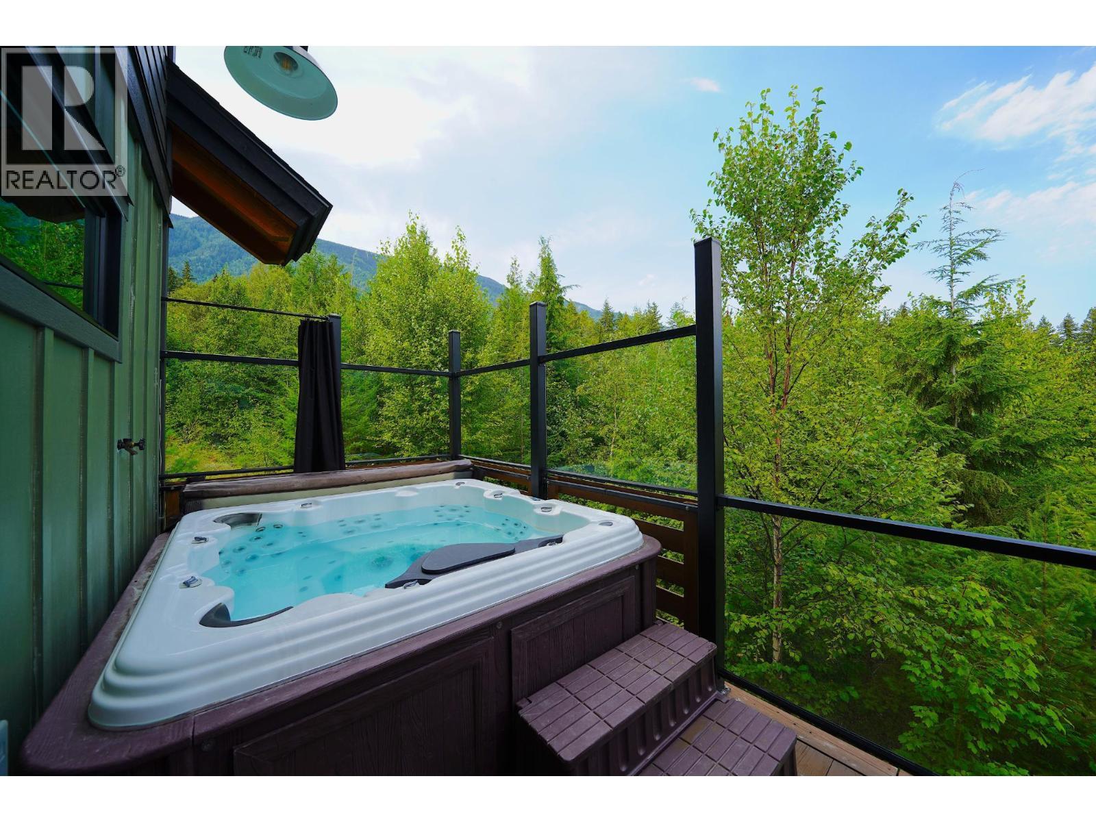 26 Birchgrove Bend, Kaslo, BC - Outdoor