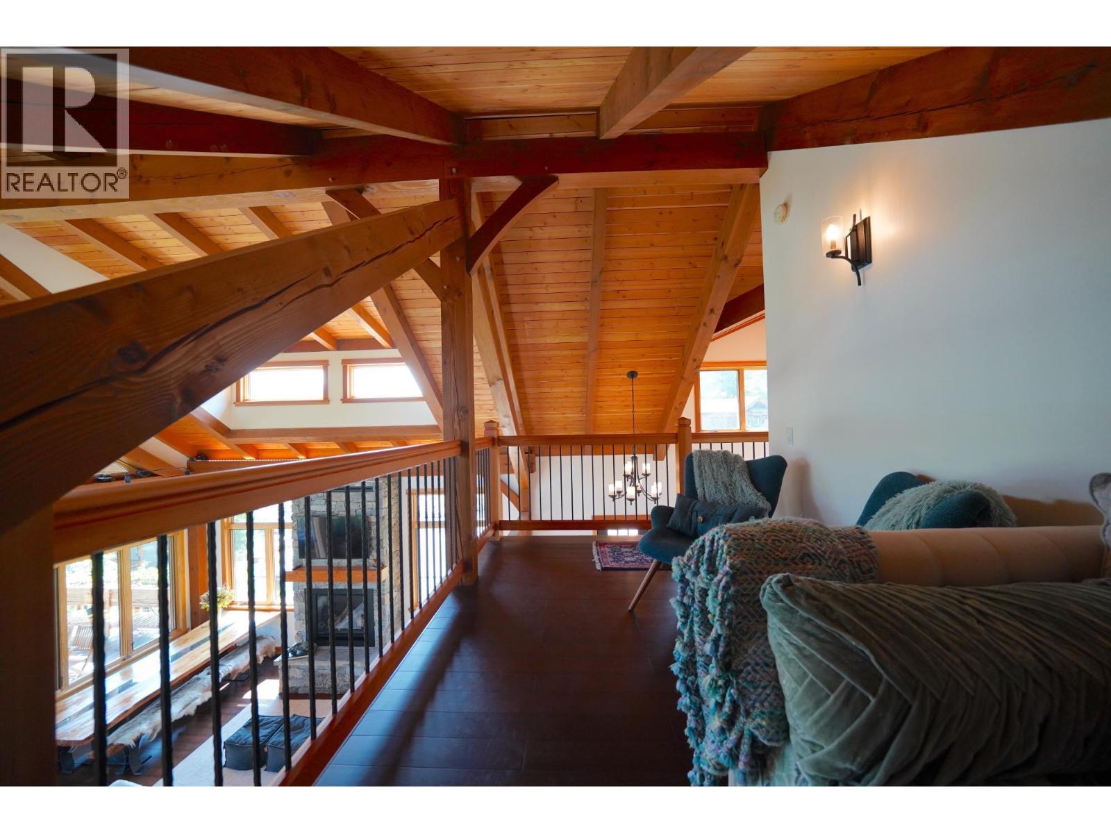 26 Birchgrove Bend, Kaslo, BC - Indoor