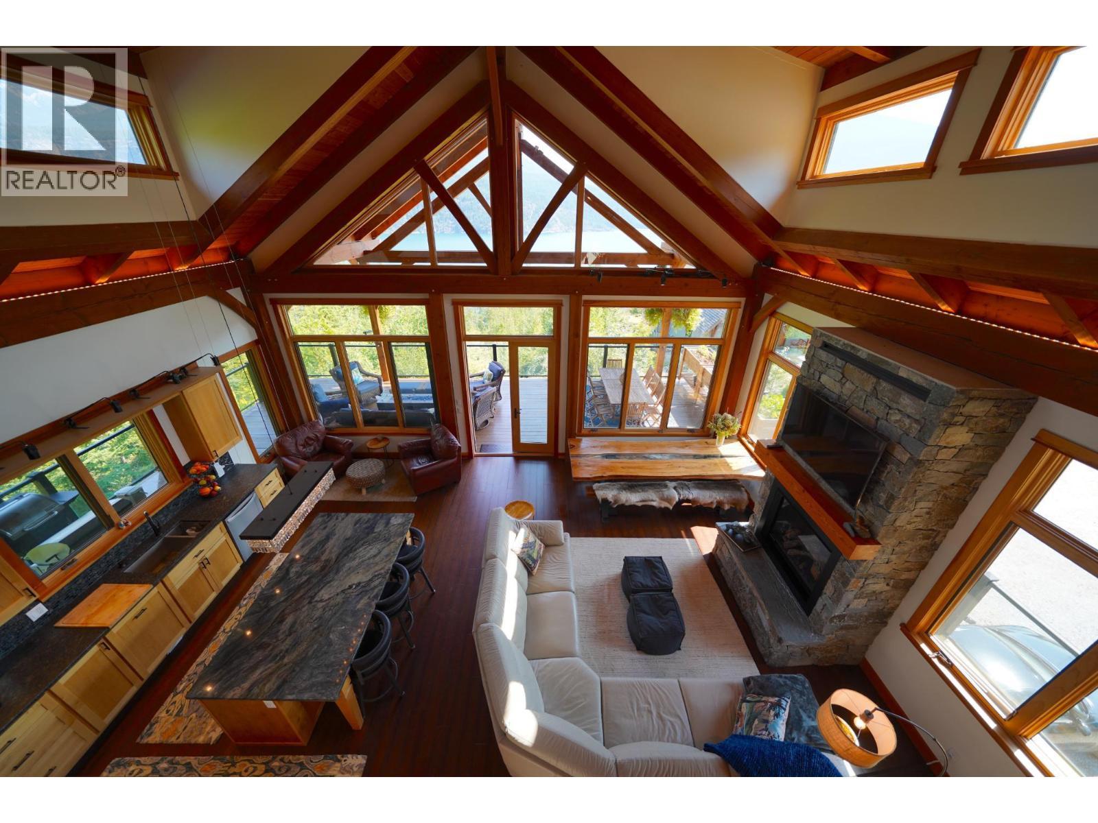 26 Birchgrove Bend, Kaslo, BC - Indoor With Fireplace