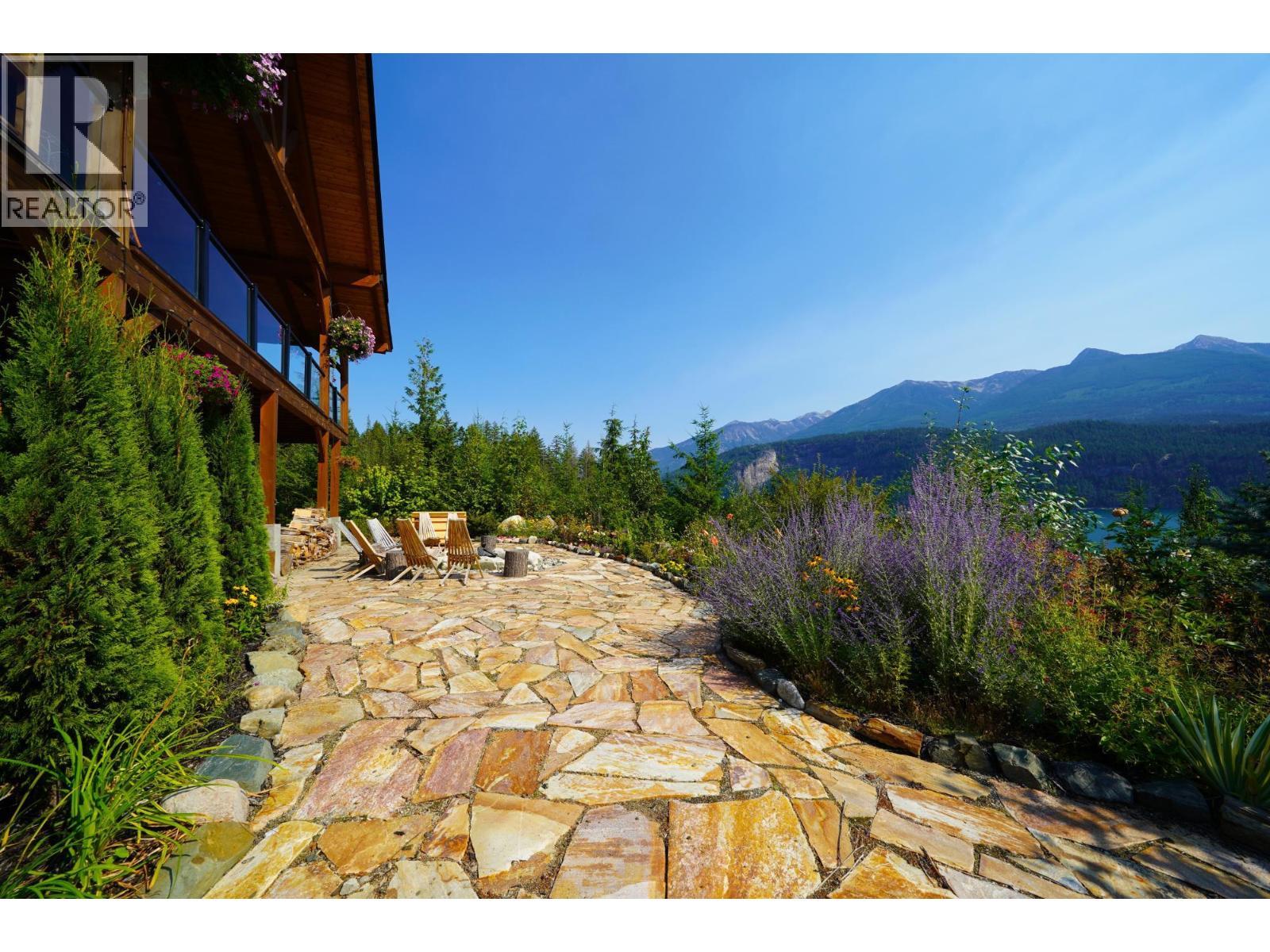 26 Birchgrove Bend, Kaslo, BC - Outdoor With View