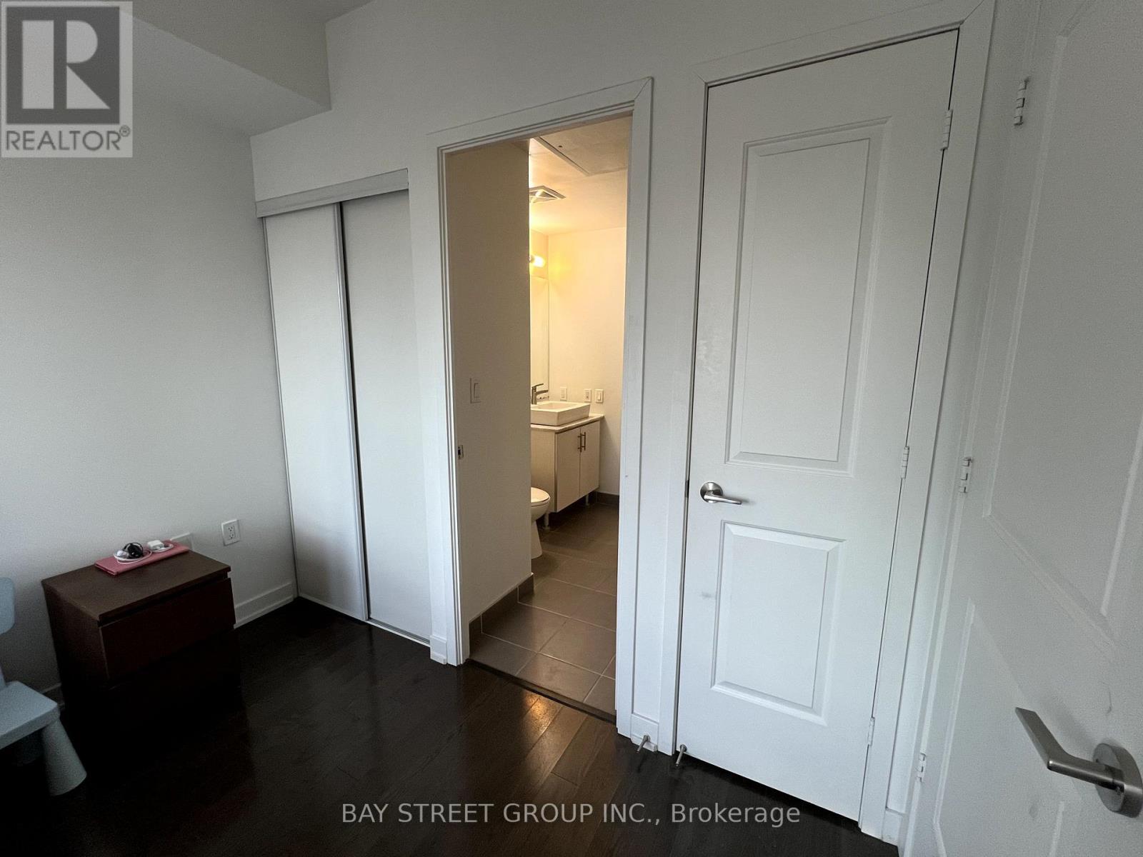 2709 - 1 The Esplanade, Toronto, ON - Indoor