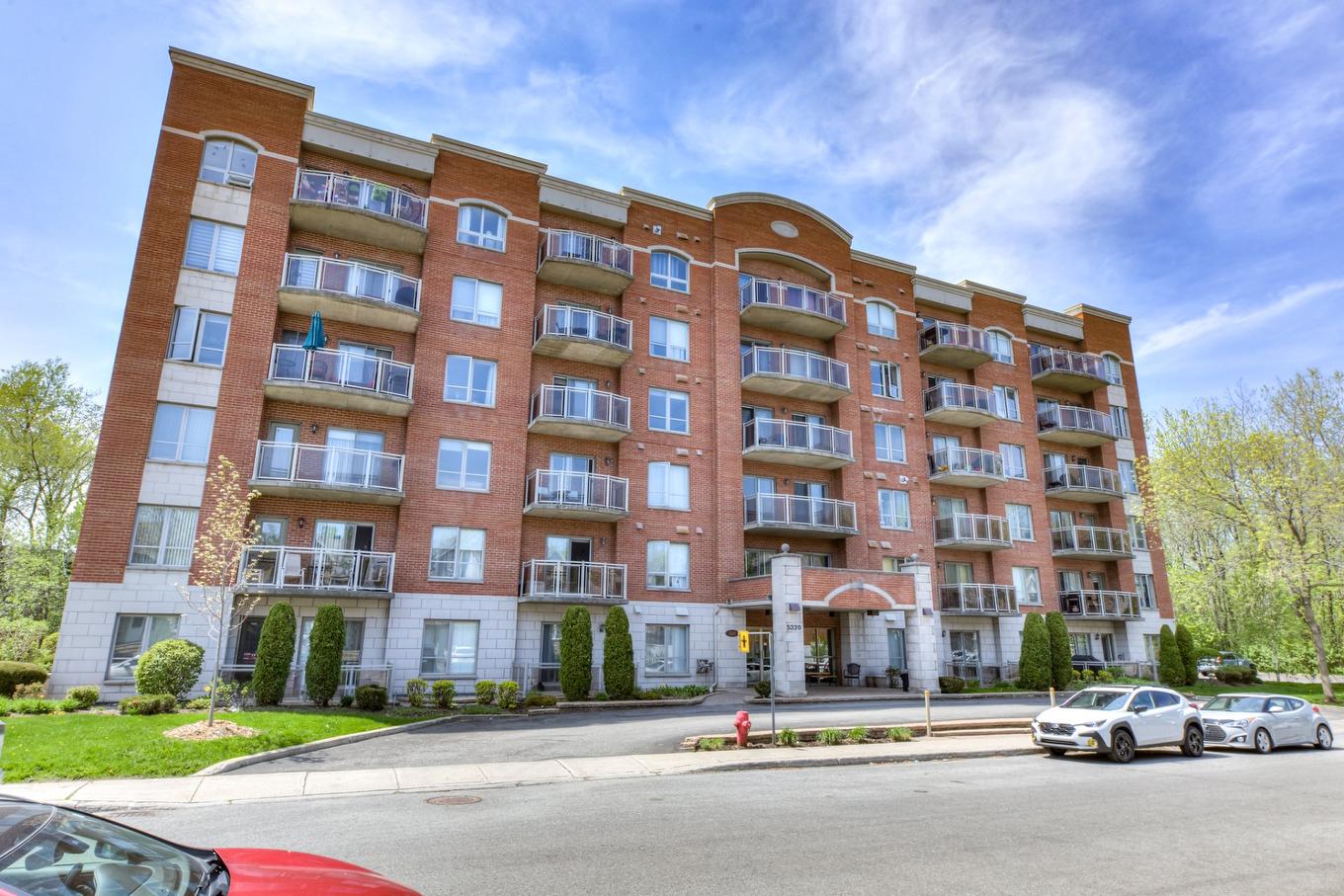 Façade - 504-5220 Boul. Des Sources, Montréal (Pierrefonds-Roxboro), QC - Outdoor With Facade