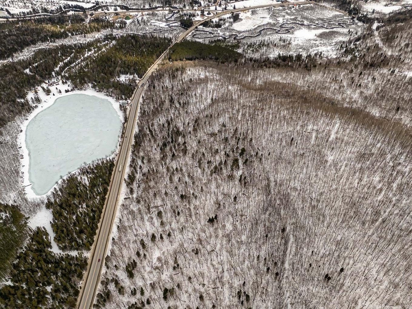 Vue - Route 117 N., Rivière-Rouge, QC