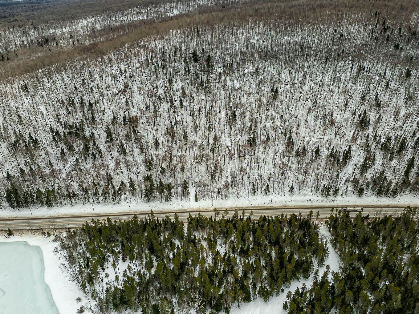 Vue - Route 117 N., Rivière-Rouge, QC