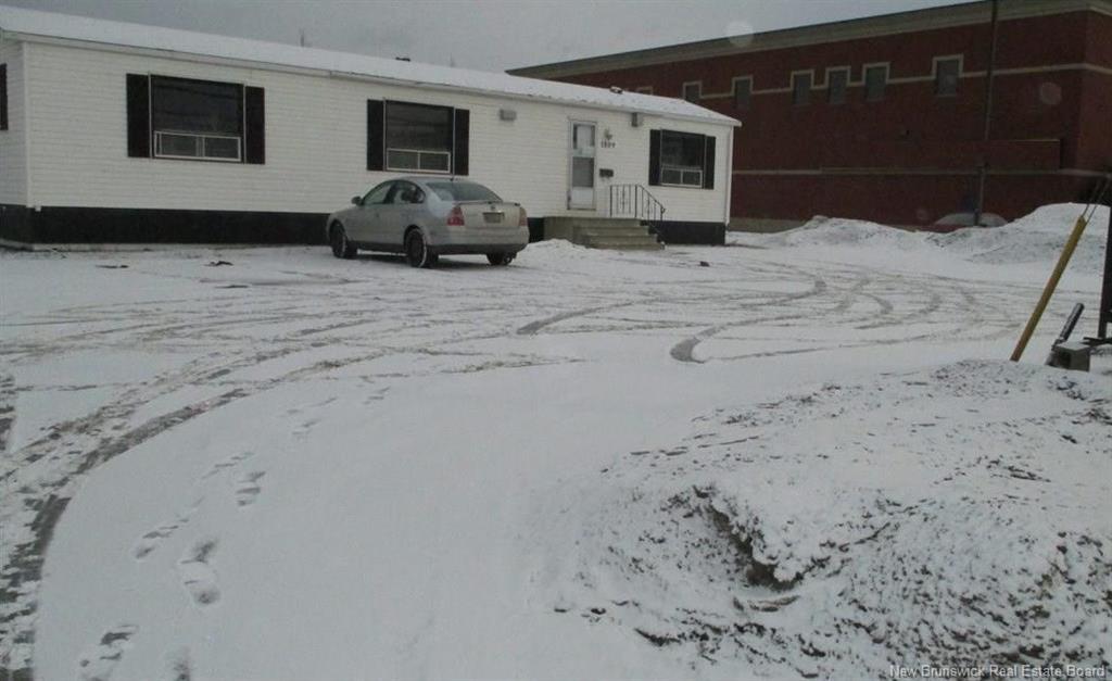 1809 Mountain Rd, Moncton, NB