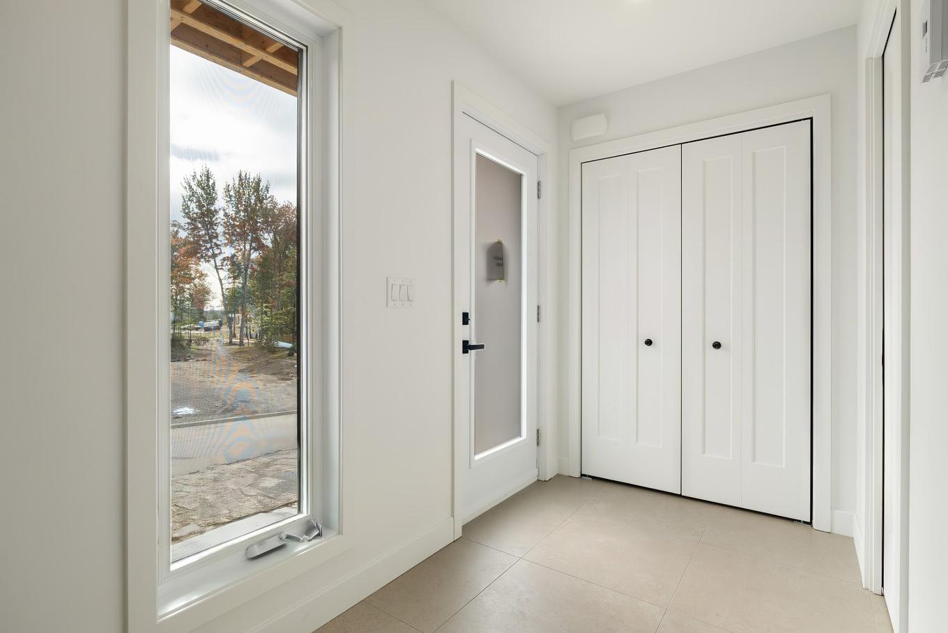 Hall d'entrée - 2948 Rue De La Gravure, Lévis (Les Chutes-De-La-Chaudière-Ouest), QC - Indoor Photo Showing Other Room