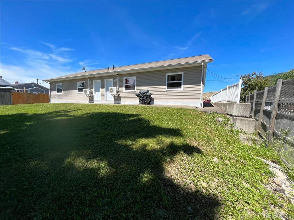 36-38 Cn, Grand-Sault/Grand Falls, NB