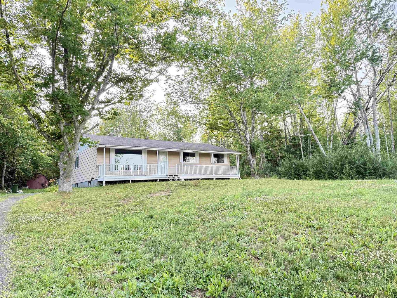 1005 Alma Road, Sylvester, NS