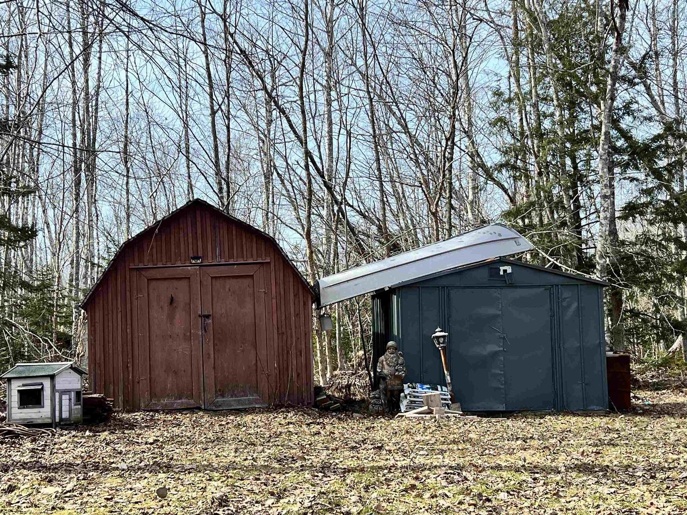 1005 Alma Road, Sylvester, NS