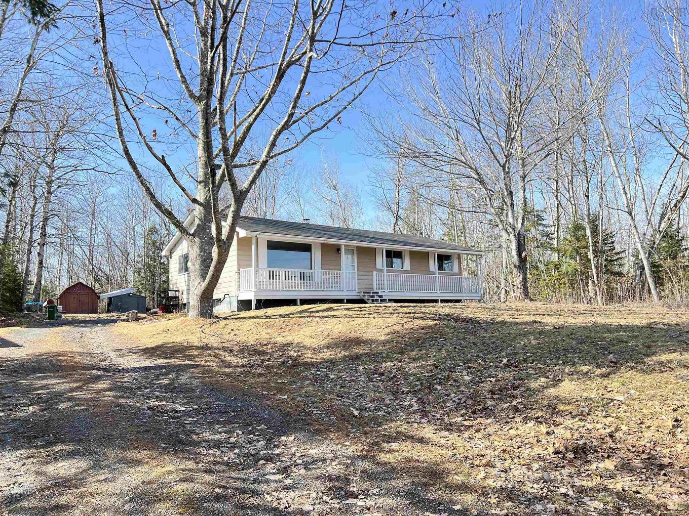 1005 Alma Road, Sylvester, NS