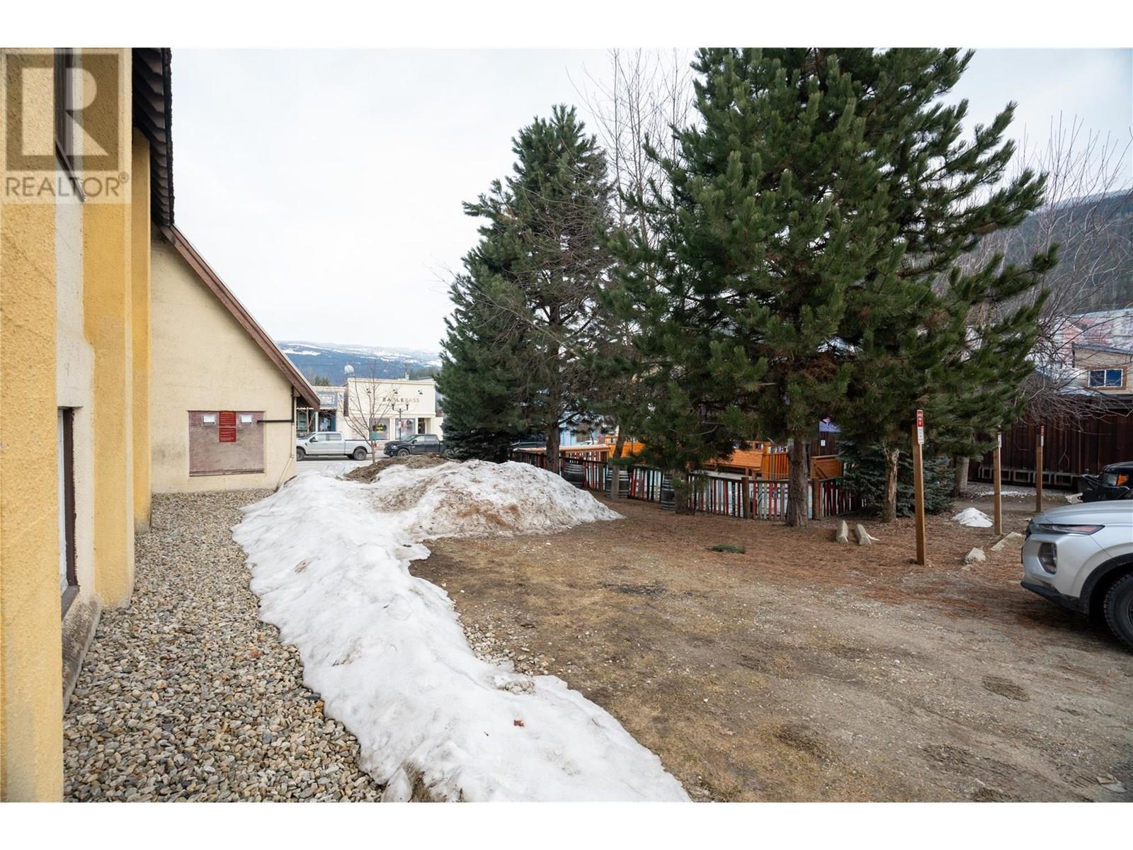 310 Mackenzie Avenue, Revelstoke, BC