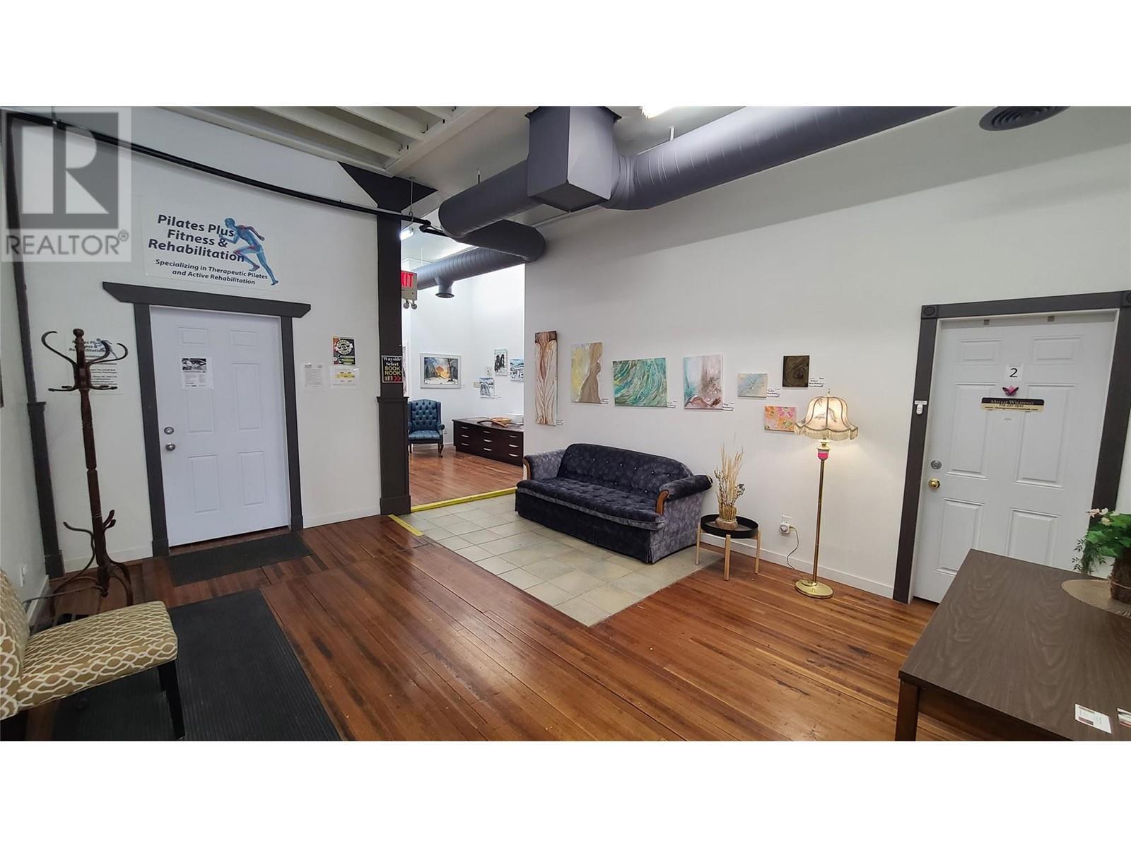 6222 Main Street, Oliver, BC