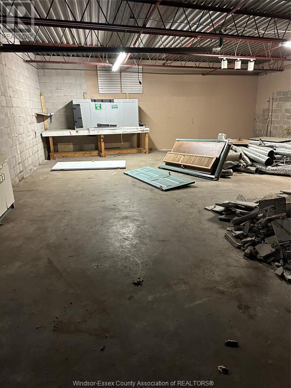 6058 Tecumseh Road East, Windsor, ON