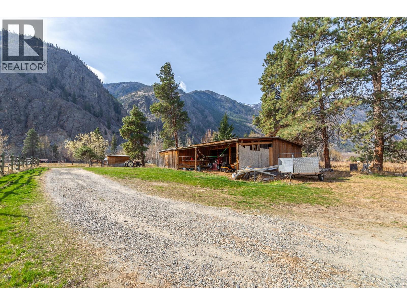 1500 sq ft shed - 3210 / 3208 Cory Road, Keremeos, BC