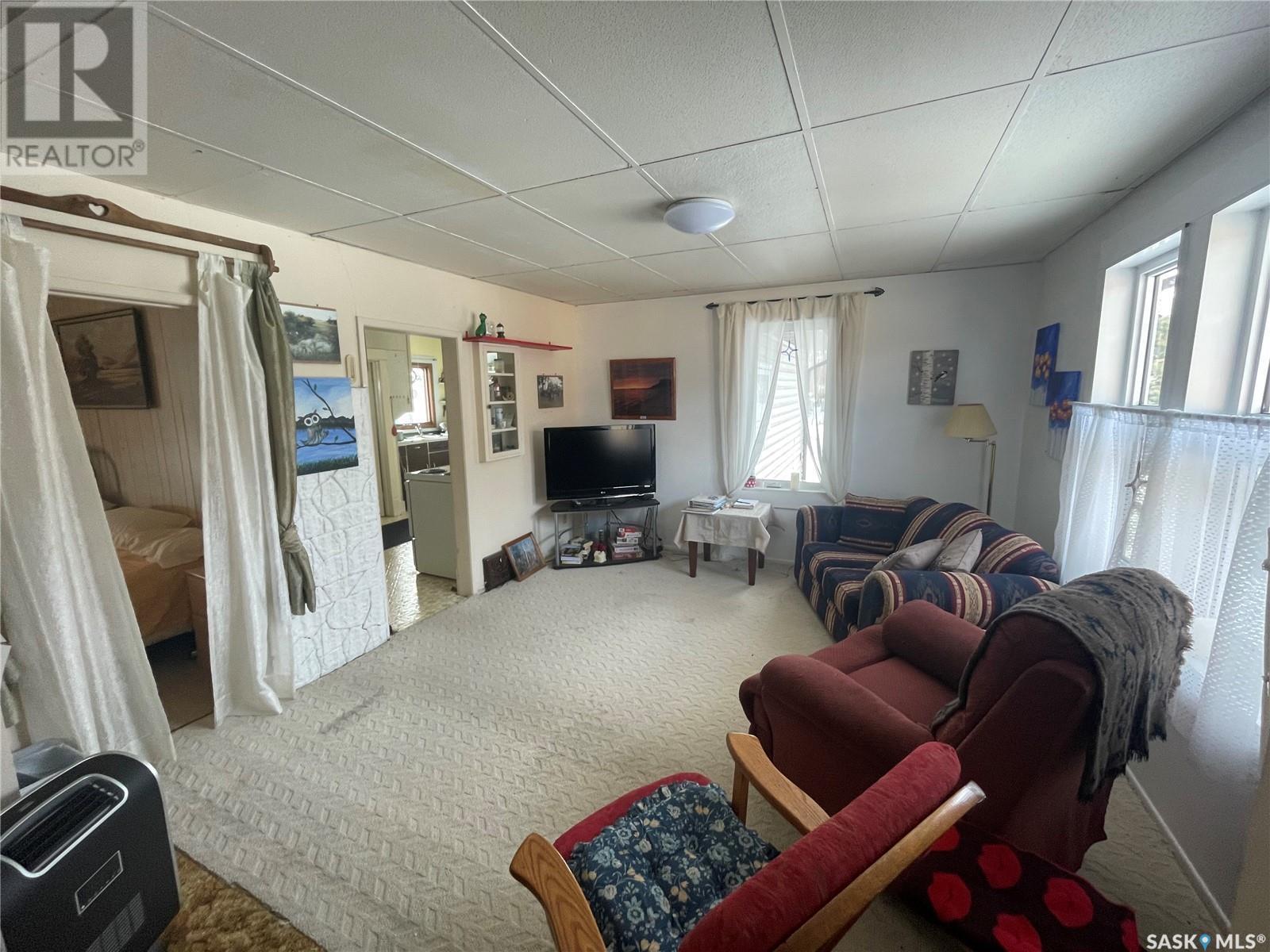 15 Kim Dawn Crescent, Fishing Lake, SK - Indoor Photo Showing Other Room