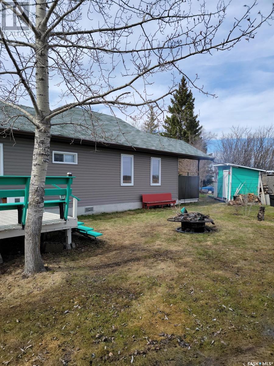 15 Kim Dawn Crescent, Fishing Lake, SK - Outdoor