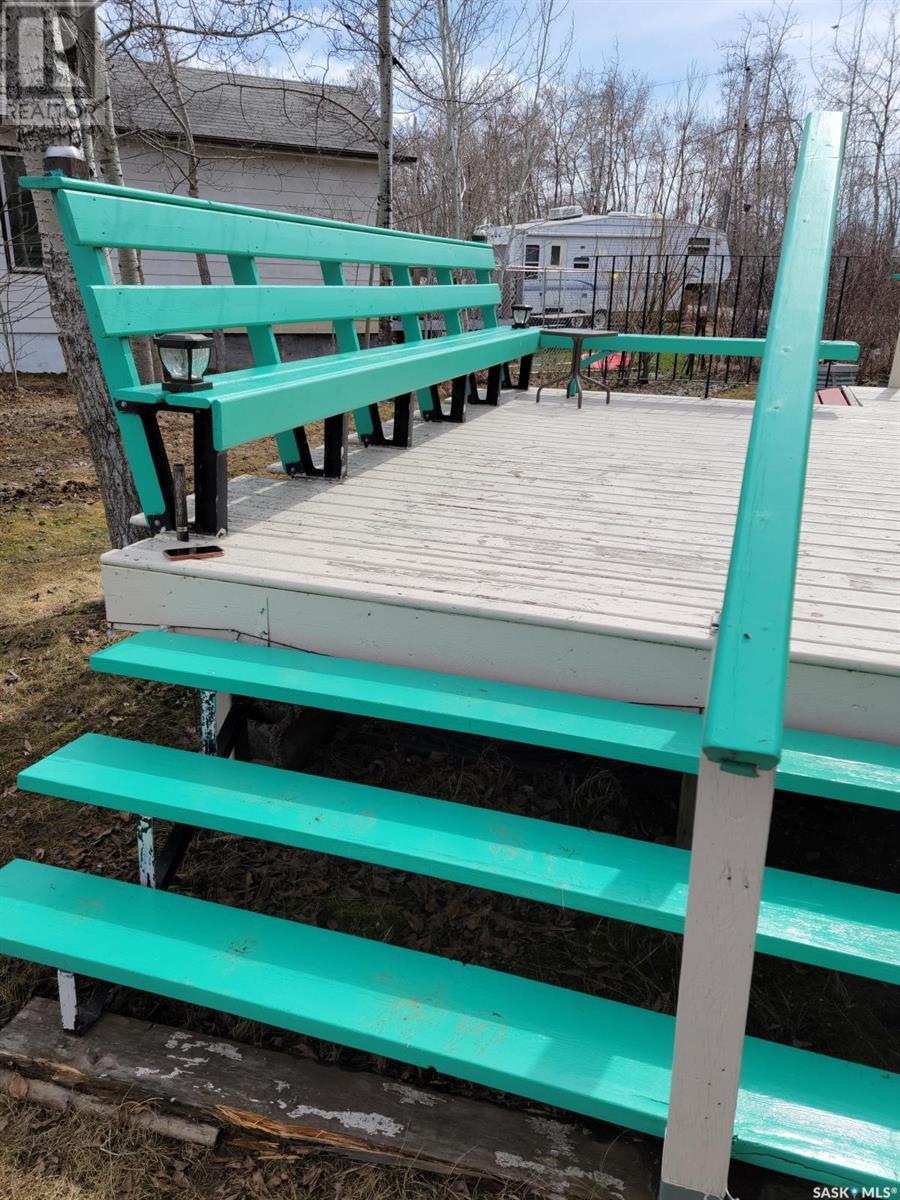 15 Kim Dawn Crescent, Fishing Lake, SK - Outdoor