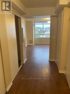 510 - 1056 Queens Avenue, Oakville (Cp College Park), ON