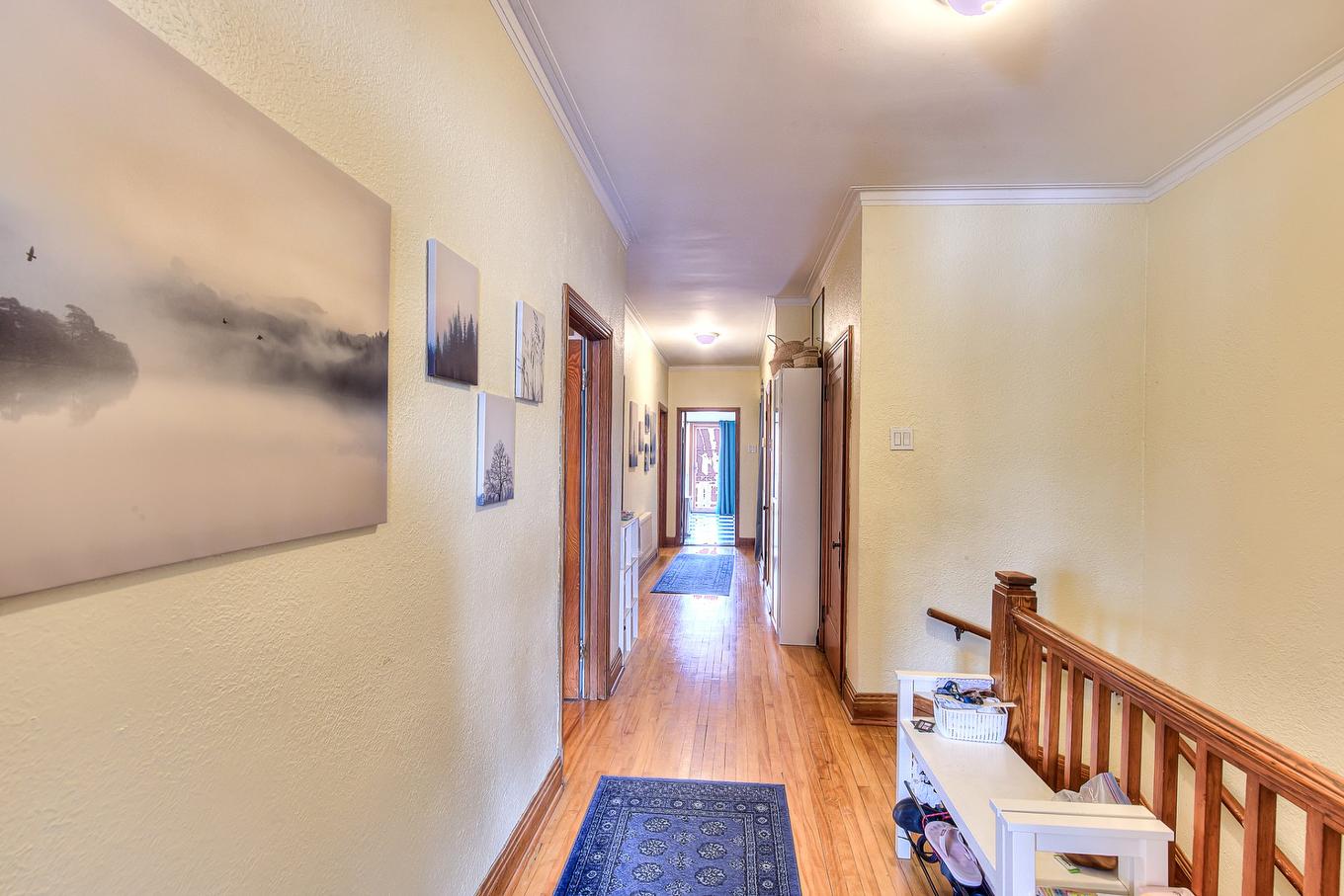 Hall - 5325 - 5327 Av. Earnscliffe, Montréal (Côte-Des-Neiges/Notre-Dame-De-Grâce), QC - Indoor Photo Showing Other Room