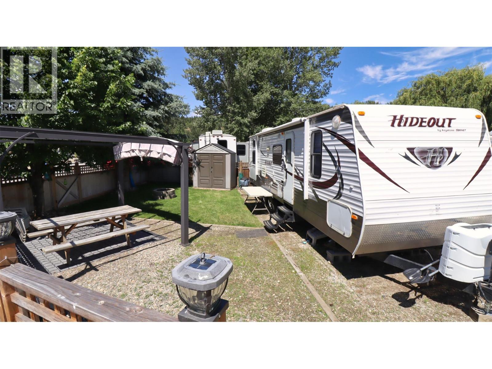 69 Cottonwood Drive, Lee Creek, BC