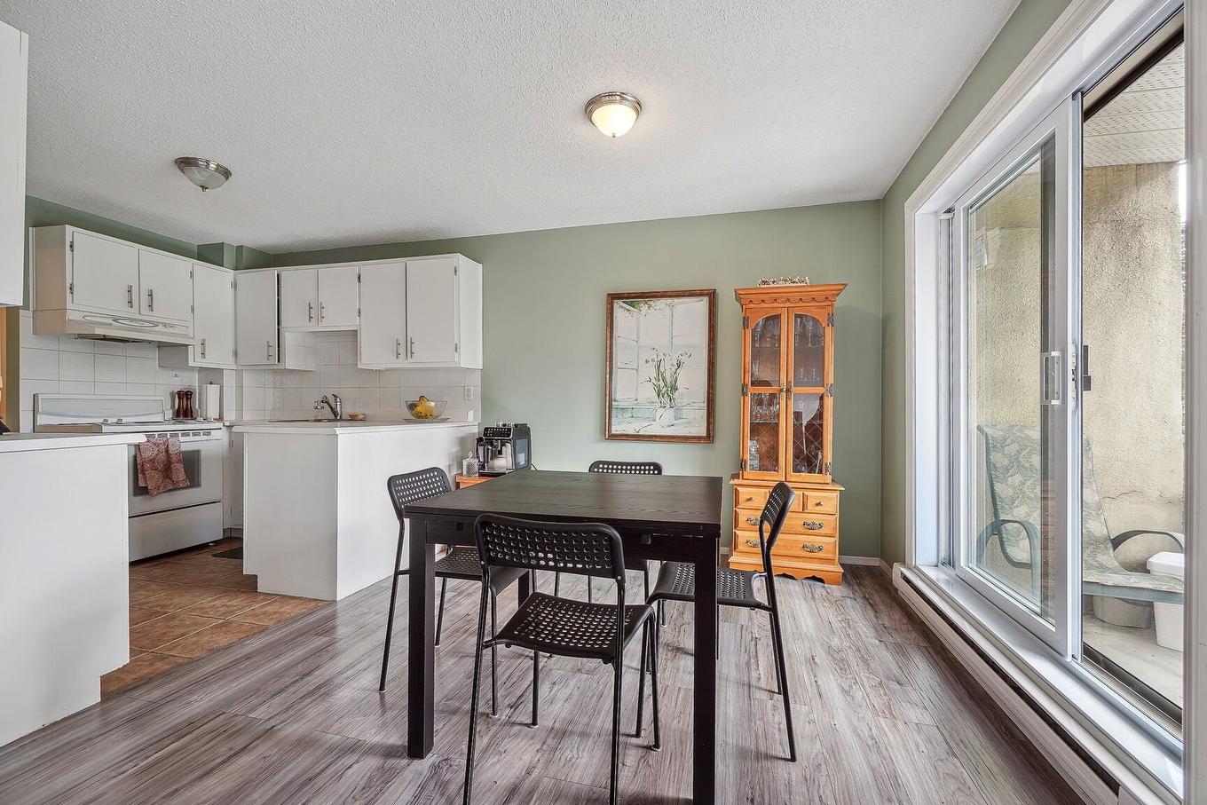 Dining room - 301-1630 Rue Mcnamara, Laval (Chomedey), QC - Indoor