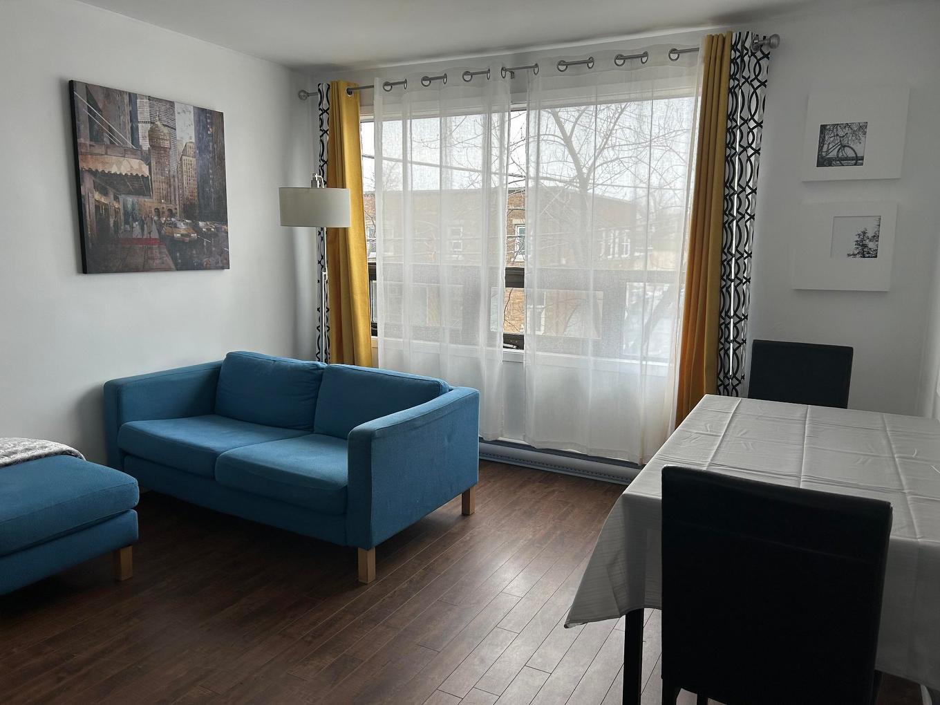 Salon - 108 8E Rue, Rouyn-Noranda, QC - Indoor Photo Showing Living Room