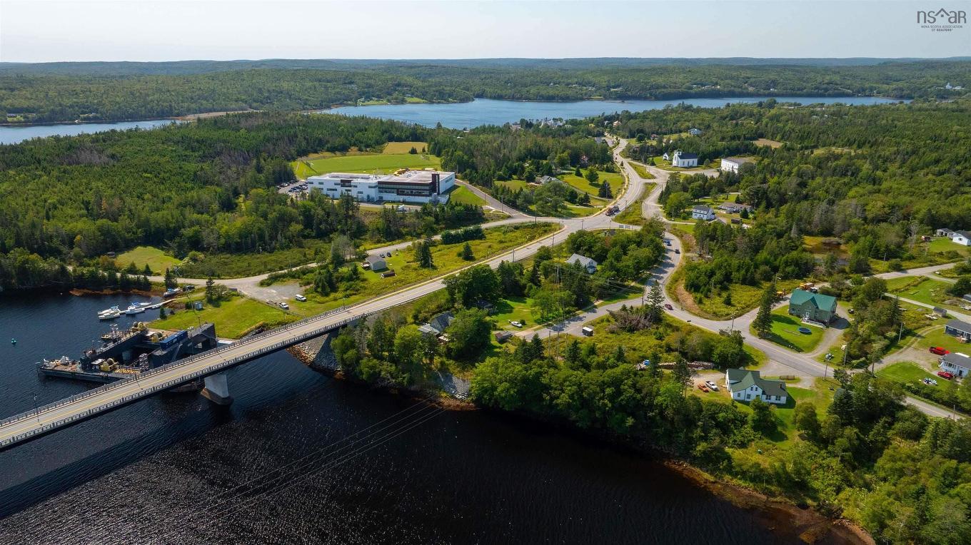 15 Pool Road, Sheet Harbour, NS