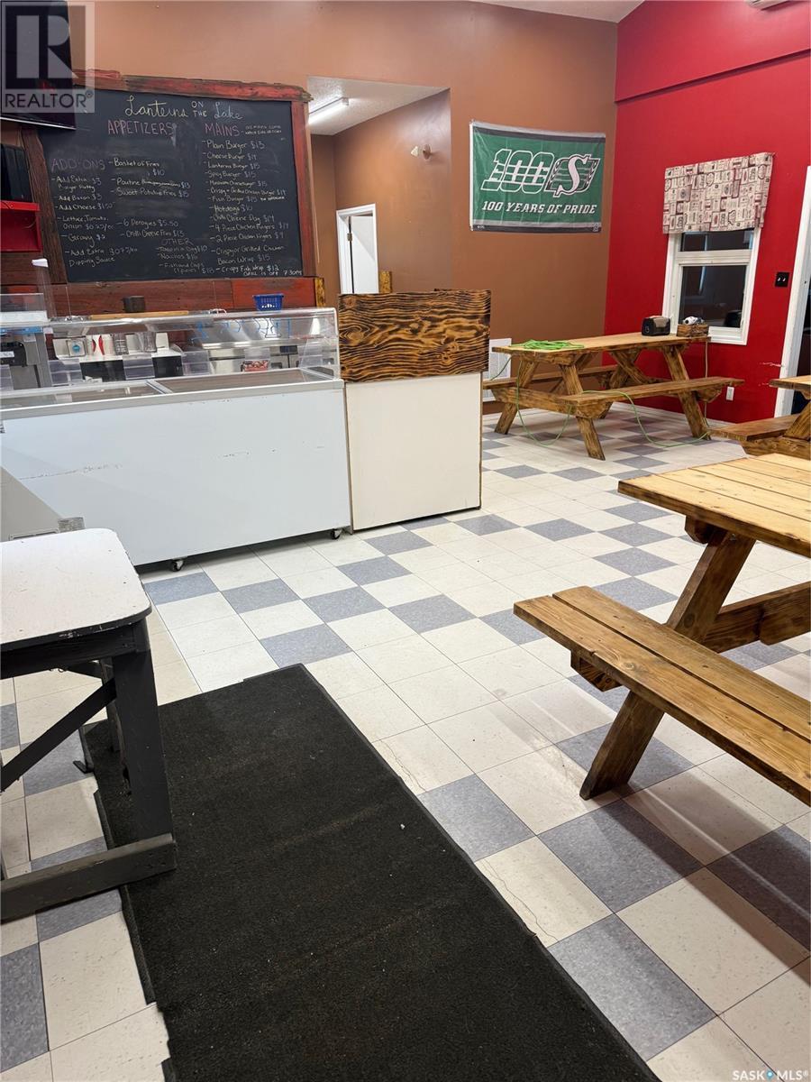 Lanternsn On The Lake At Rowan'S Ravine, Rowan'S Ravine Provincial Park, SK