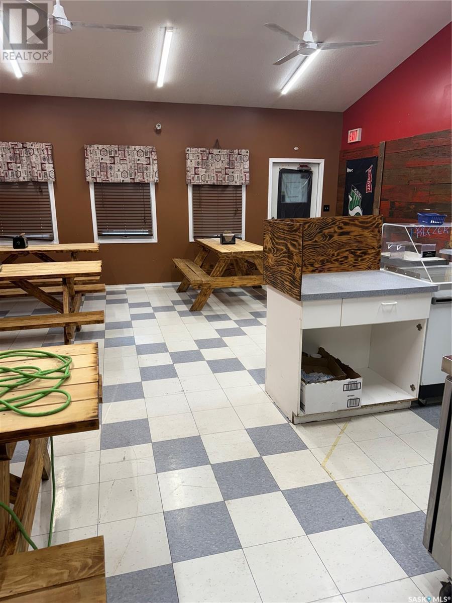 Lanternsn On The Lake At Rowan'S Ravine, Rowan'S Ravine Provincial Park, SK