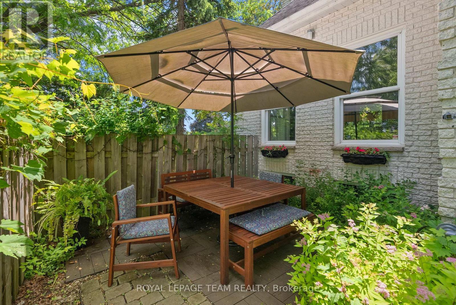 1345 Potter Drive, Ottawa, ON - Outdoor