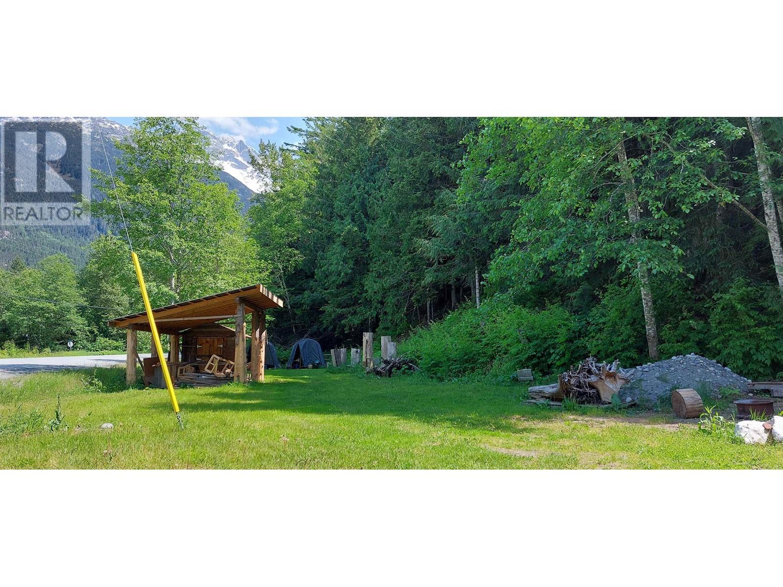 2469 Mackenzie Highway, Bella Coola, BC