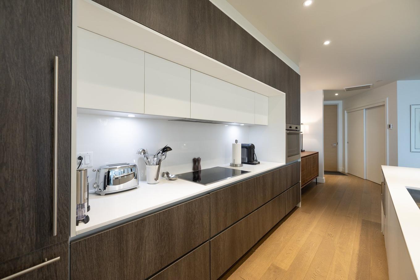 Cuisine - 106-36 Ch. Du Bord-Du-Lac-Lakeshore, Pointe-Claire, QC - Indoor Photo Showing Kitchen