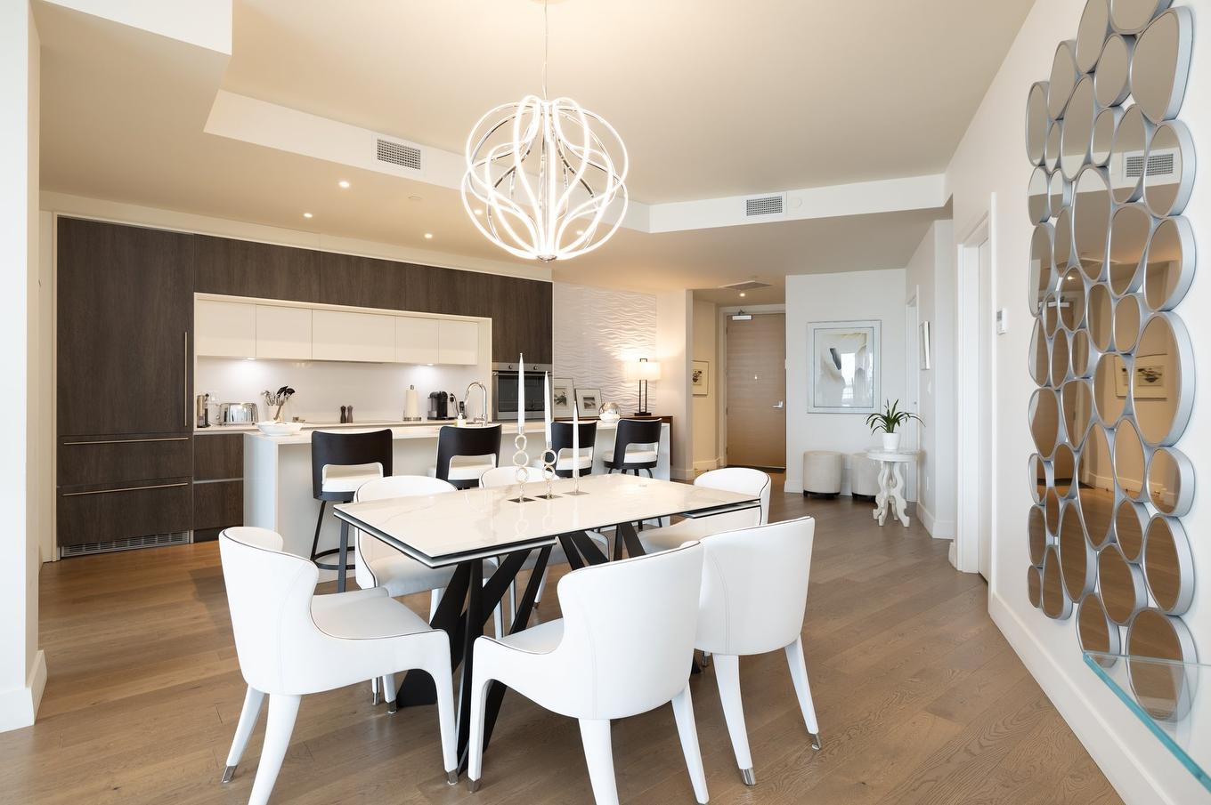 Salle à manger - 106-36 Ch. Du Bord-Du-Lac-Lakeshore, Pointe-Claire, QC - Indoor Photo Showing Dining Room
