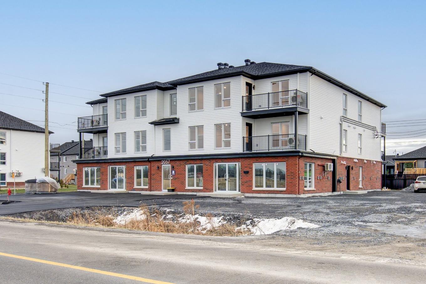 Façade - 201-2061 Ch. Ridge, Huntingdon, QC - Outdoor With Facade