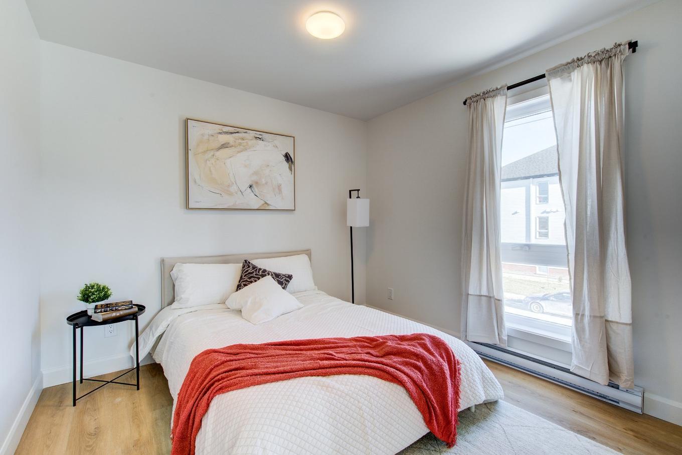 Chambre à coucher - 201-2061 Ch. Ridge, Huntingdon, QC - Indoor Photo Showing Bedroom