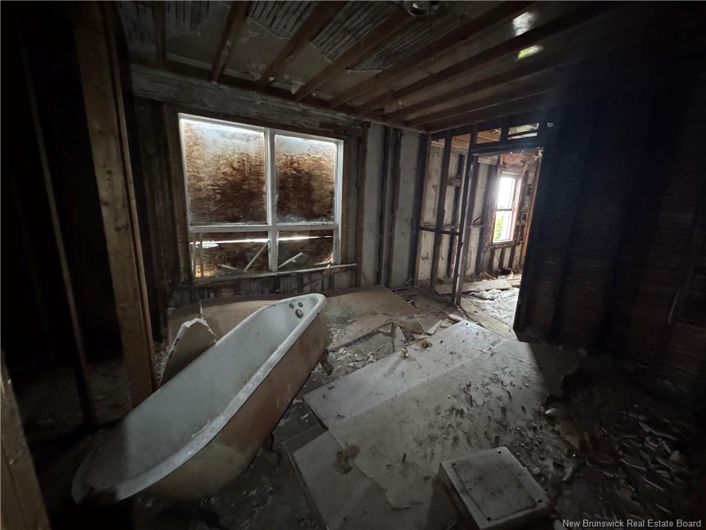 140 Elliott Row, Saint John, NB - Indoor