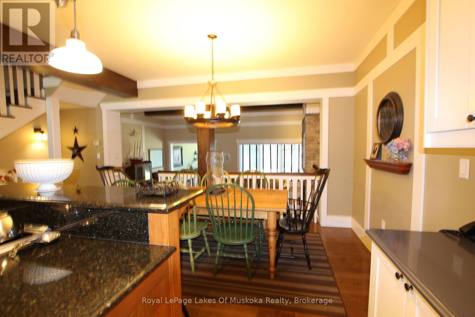 V 14 W 3 - 1020 Birch Glen Road, Lake Of Bays (Mclean), ON - Indoor Photo Showing Other Room