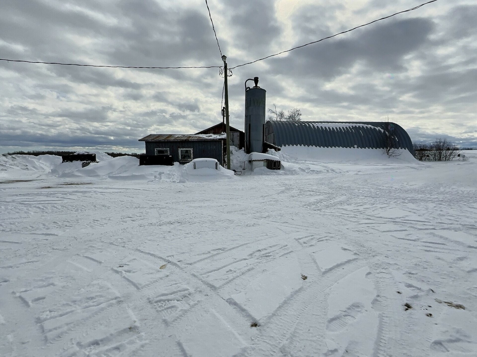 Garage - 770 Route 111 O., Macamic, QC