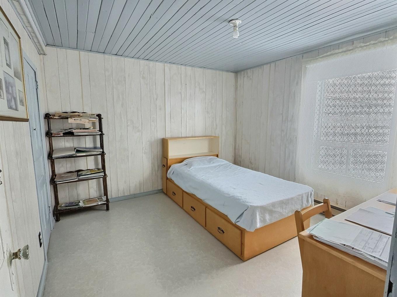 Chambre à coucher - 770 Route 111 O., Macamic, QC