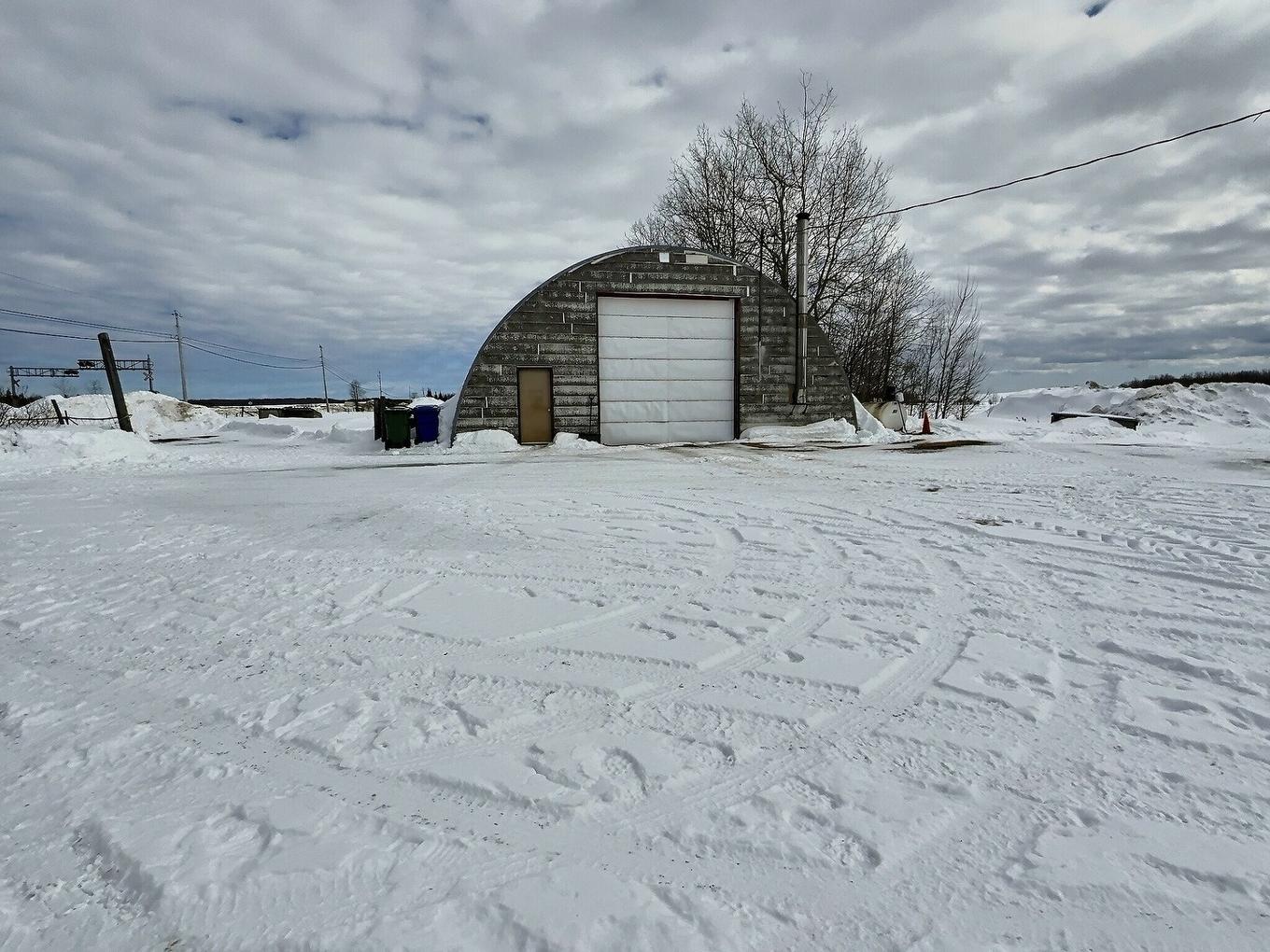 Garage - 770 Route 111 O., Macamic, QC