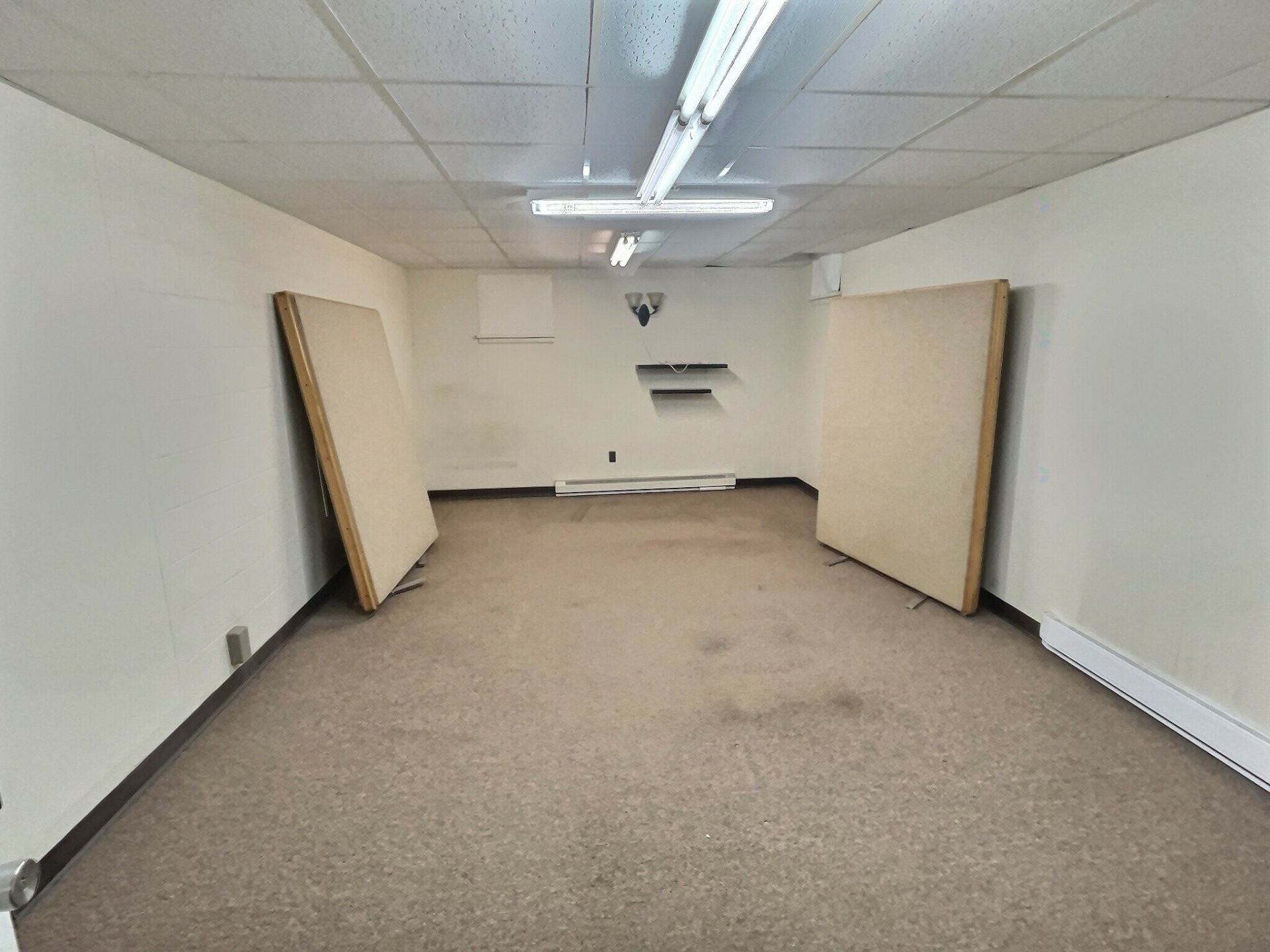 Conference room - 1-212 Av. Du Lac, Rouyn-Noranda, QC - Indoor
