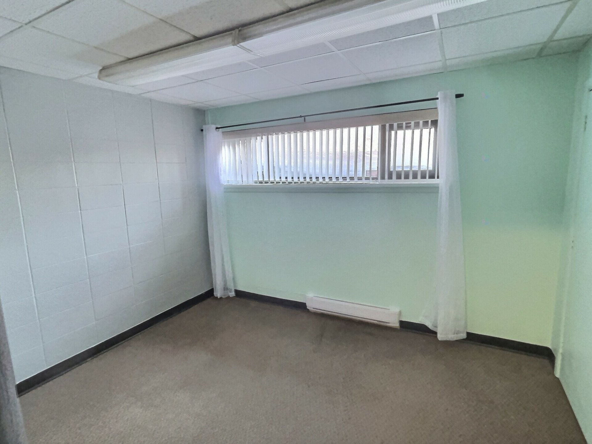 Office - 1-212 Av. Du Lac, Rouyn-Noranda, QC - Indoor Photo Showing Other Room