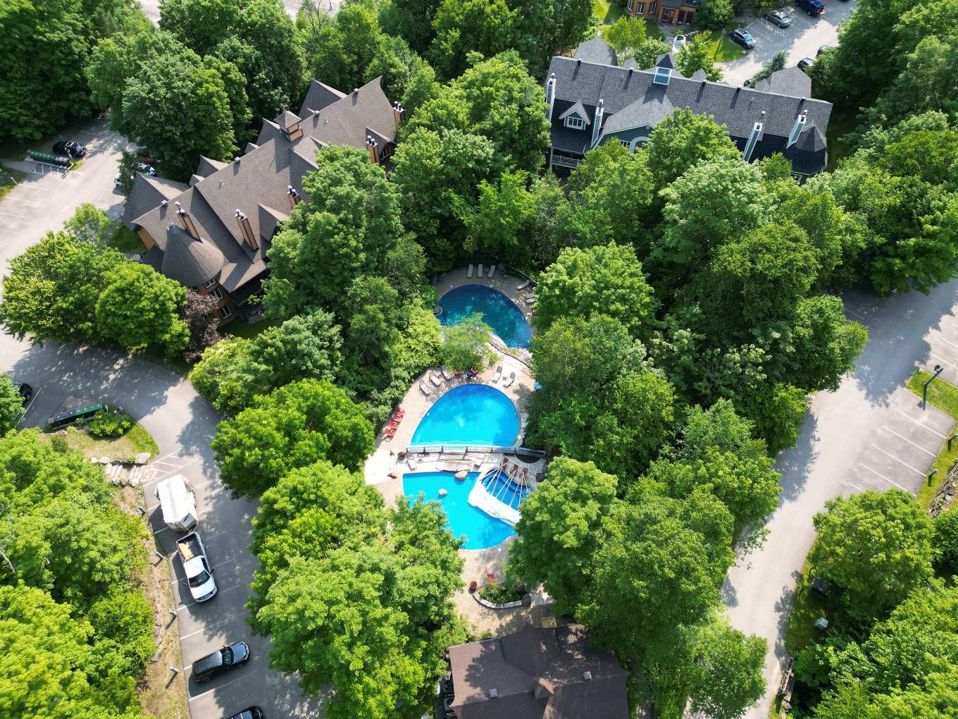 Pool - 9-118 Ch. Des Quatre-Sommets, Mont-Tremblant, QC - Outdoor With View