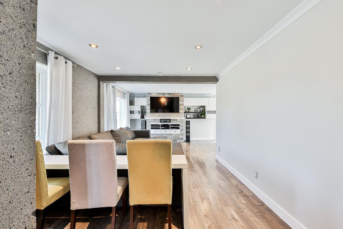 Salon - 6680Z Boul. Laurier, Terrebonne (La Plaine), QC - Indoor Photo Showing Dining Room